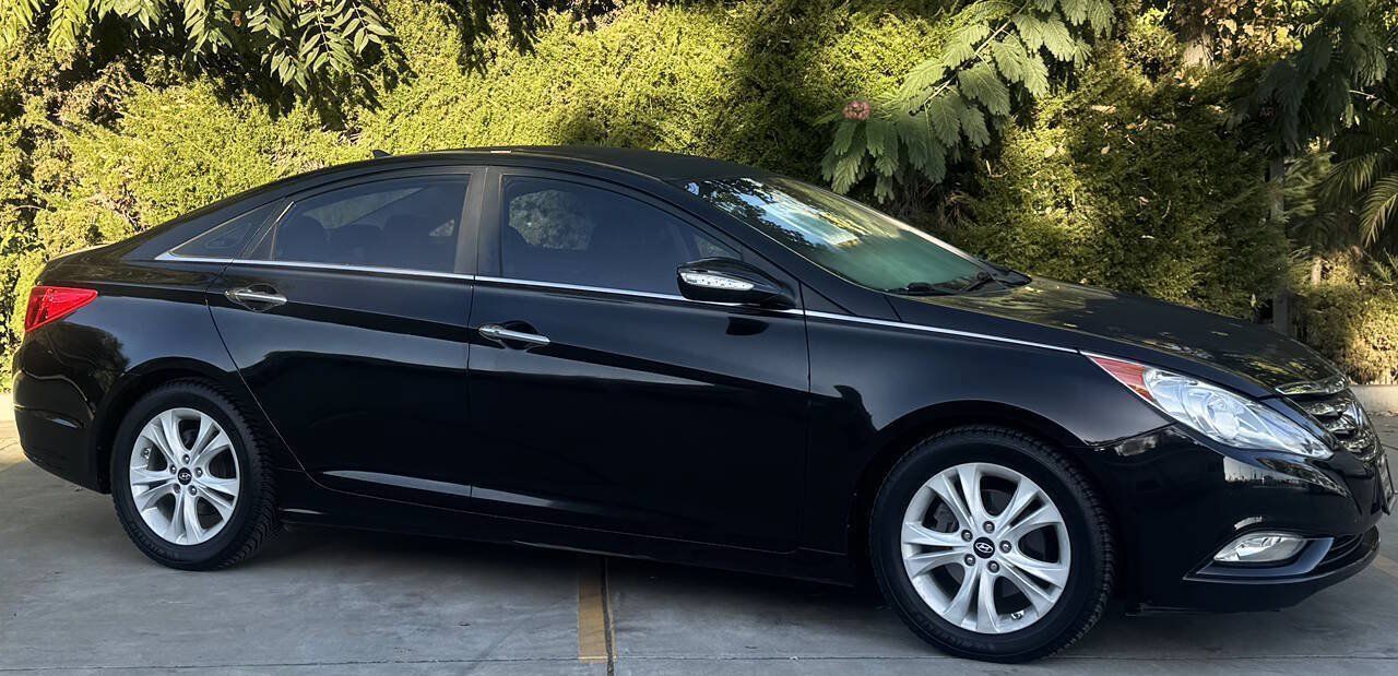 Used 2011 Hyundai Sonata Limited FWD image 3