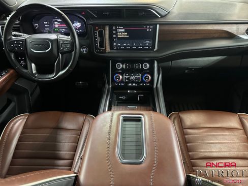 Certified 2024 GMC Yukon Denali Ultimate AWD/4WD image 1