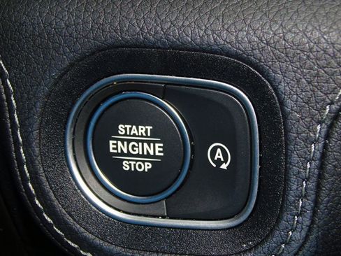 Used 2024 Mercedes-Benz GLE 350 GLE 350 4MATIC SUV w/ 3rd Row Seat Package image 24