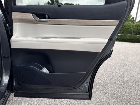 Used 2022 Hyundai Palisade SEL w/ 8P Bench Seat Package FWD image 33