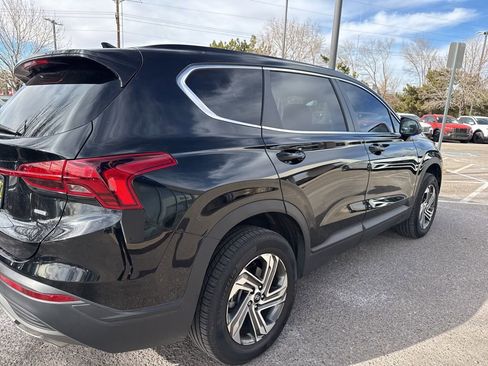 Certified 2023 Hyundai Santa Fe SE image 6
