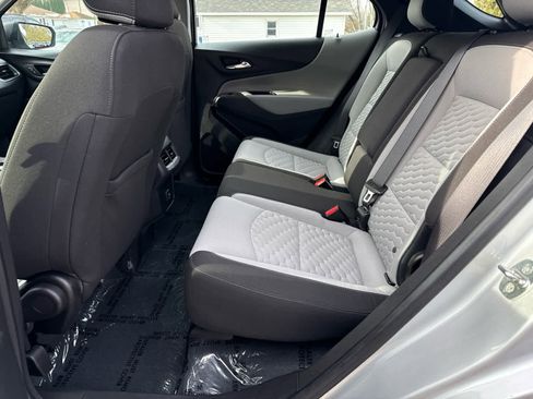 Used 2021 Chevrolet Equinox LS image 13