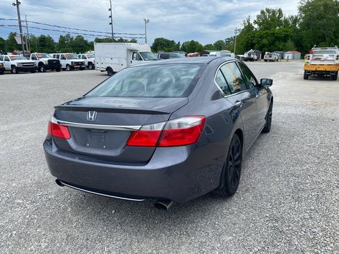 Used 2015 Honda Accord Sport image 5