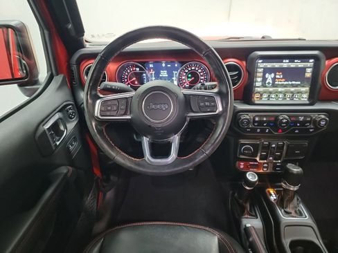 Used 2022 Jeep Wrangler Unlimited Rubicon w/ Cold Weather Group image 18