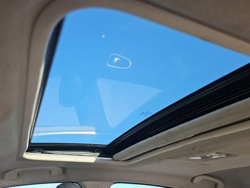 Used 2019 Nissan Sentra SL image 8