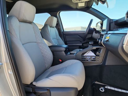 New 2026 Toyota Tacoma SR5 image 18