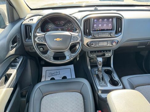 Used 2022 Chevrolet Colorado Z71 AWD/4WD image 19