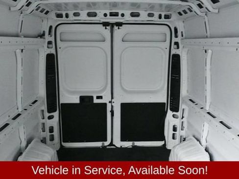 Used 2024 RAM ProMaster 2500 w/ Convenience Group FWD image 13