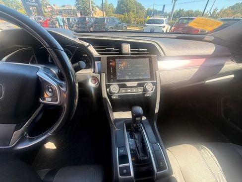 Used 2017 Honda Civic EX-L image 12