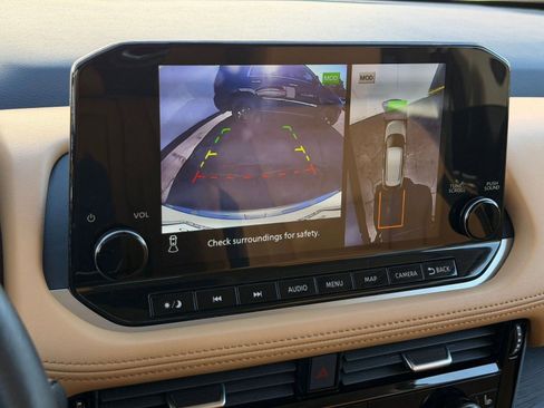 Used 2023 Nissan Rogue Platinum w/ Platinum Premium Package image 27