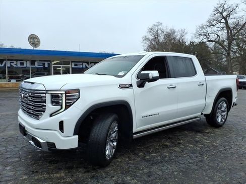 Used 2024 GMC Sierra 1500 Denali w/ Denali Reserve Package AWD/4WD image 13