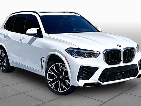Used 2022 BMW X5 M w/ Executive Package AWD/4WD image 3