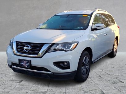 Used 2018 Nissan Pathfinder SV