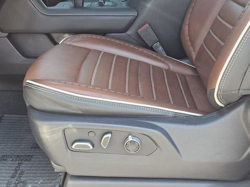 Used 2024 GMC Sierra 1500 Denali Ultimate AWD/4WD image 24