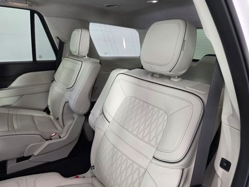Used 2023 Lincoln Navigator Black Label AWD/4WD image 15