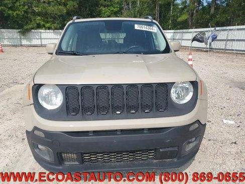 Used 2016 Jeep Renegade Limited image 5