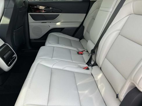 New 2026 Lincoln Nautilus Premier w/ Jet Appearance Package AWD/4WD image 15