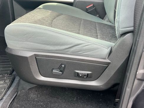 Used 2016 RAM 1500 Big Horn image 24