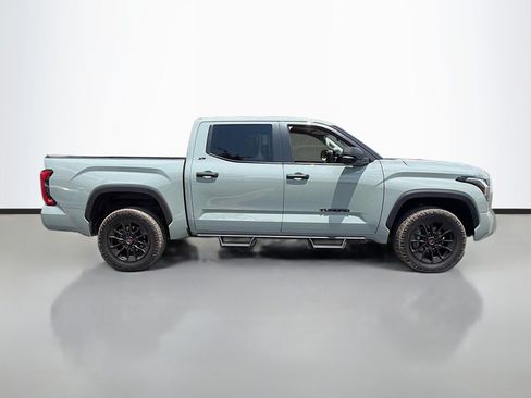 Used 2024 Toyota Tundra SR5 w/ SR5 Convenience Package AWD/4WD image 4