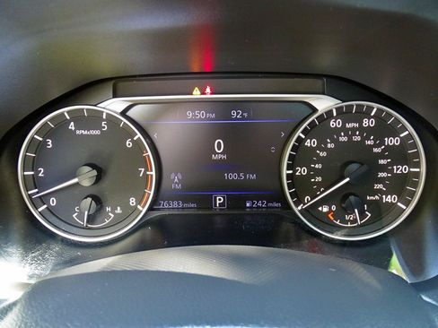 Used 2020 Nissan Altima 2.5 SR w/ Premium Package FWD image 30