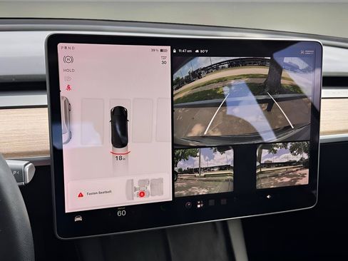 Used 2021 Tesla Model 3 Long Range AWD/4WD image 9