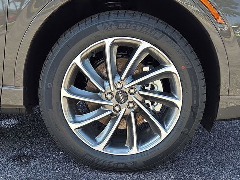 New 2025 Lincoln Corsair Grand Touring w/ Equipment Group 302A AWD/4WD image 7