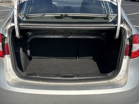 Used 2013 Ford Fiesta SE FWD image 20