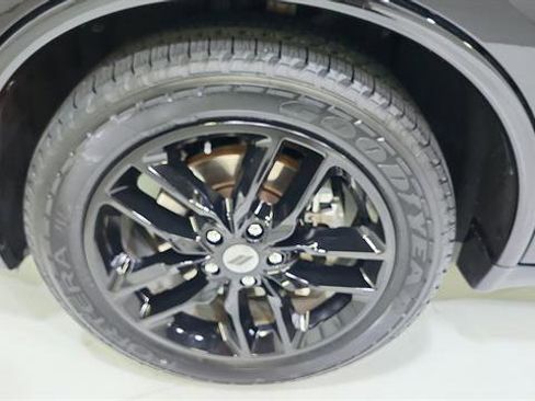Used 2024 Dodge Durango GT RWD image 38