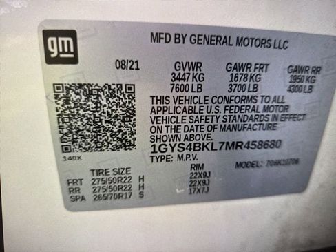 Used 2021 Cadillac Escalade Premium Luxury AWD/4WD image 13