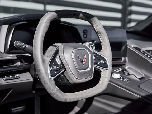 Used 2024 Chevrolet Corvette Stingray Premium Conv w/ Z51 Performance Package image 41