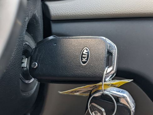 Certified 2022 Kia Sportage LX image 24