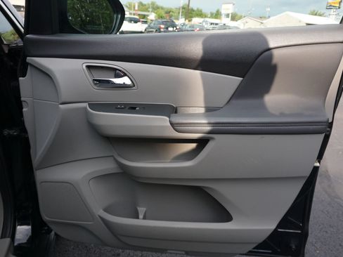 Used 2015 Honda Odyssey EX-L image 11