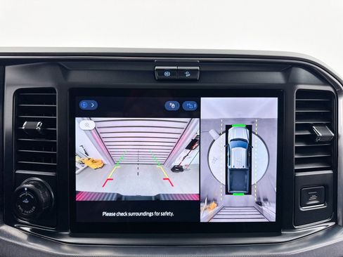 Used 2025 Ford F350 Platinum w/ Tremor Off-Road Package image 12