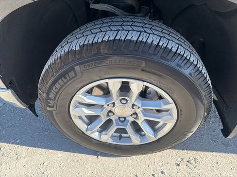 Used 2023 Chevrolet Silverado 1500 LT image 30