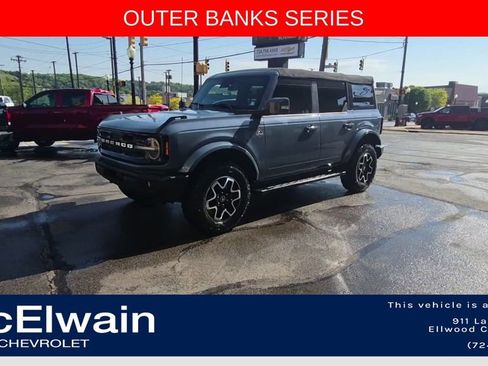 Used 2023 Ford Bronco Outer Banks AWD/4WD image 5