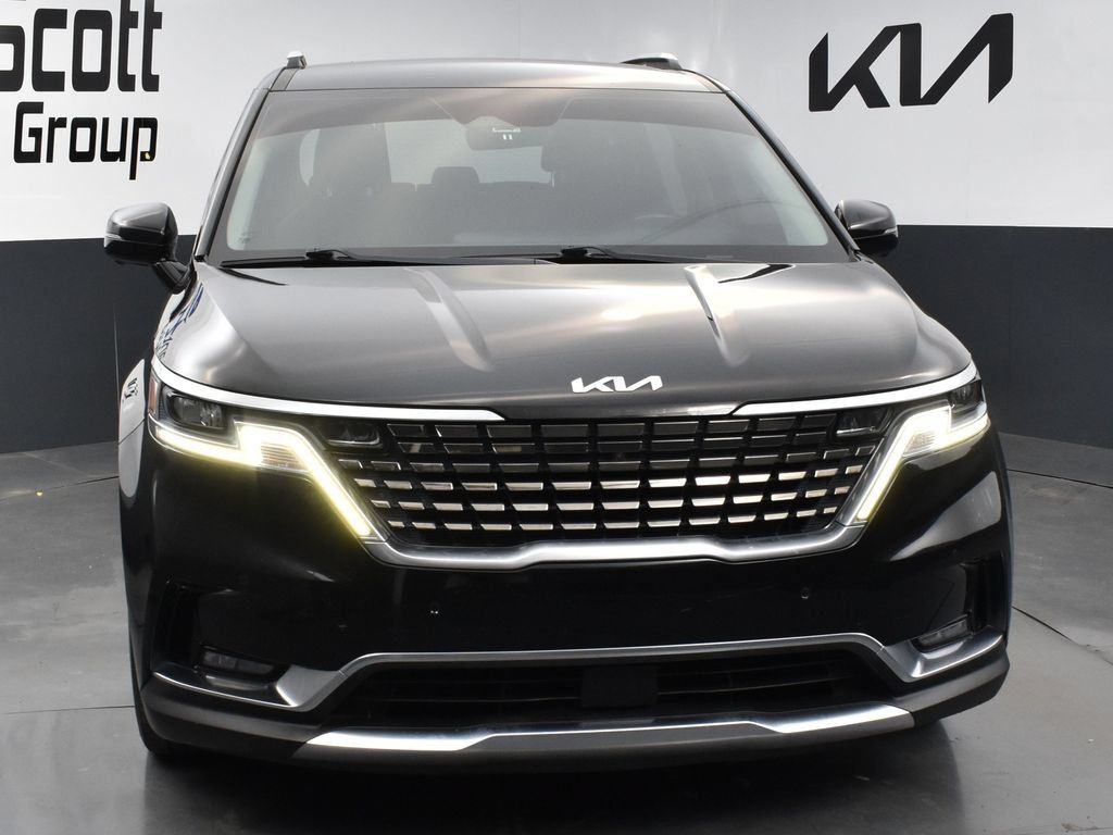 Used 2022 Kia Carnival SX FWD image 8