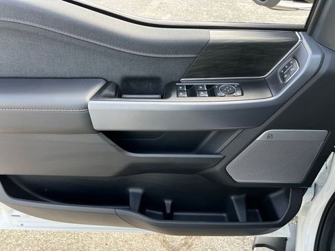 New 2025 Ford F150 Lariat w/ Equipment Group 502A High image 14