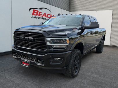 Used 2019 RAM 2500 Laramie w/ Black Appearance Package