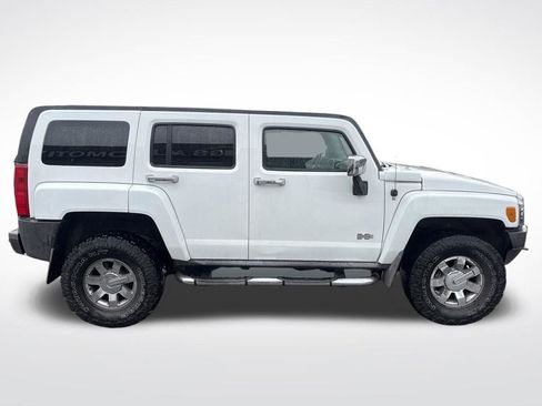 Used 2008 HUMMER H3 Luxury image 6