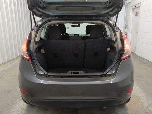 Used 2017 Ford Fiesta SE image 29