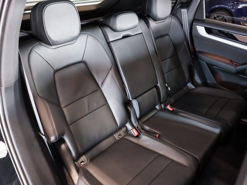 New 2026 Porsche Cayenne image 6