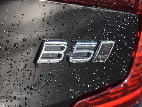 Used 2022 Volvo S60 B5 Momentum w/ Premium Package image 16