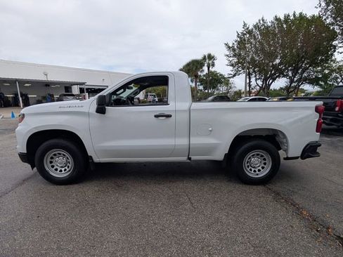 Used 2022 Chevrolet Silverado 1500 W/T w/ WT Value Package image 4