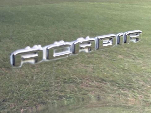 Used 2023 GMC Acadia SLE w/ Driver Convenience Package image 50