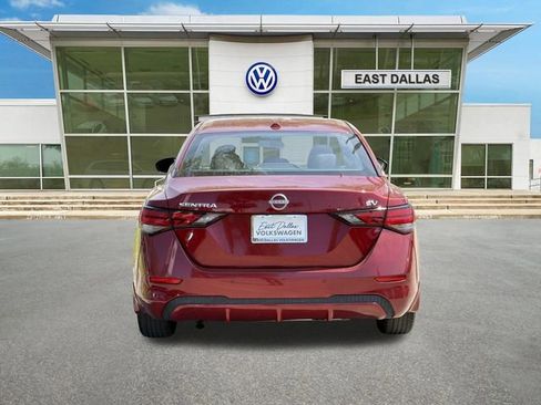 Used 2024 Nissan Sentra SV w/ Lighting Package image 4