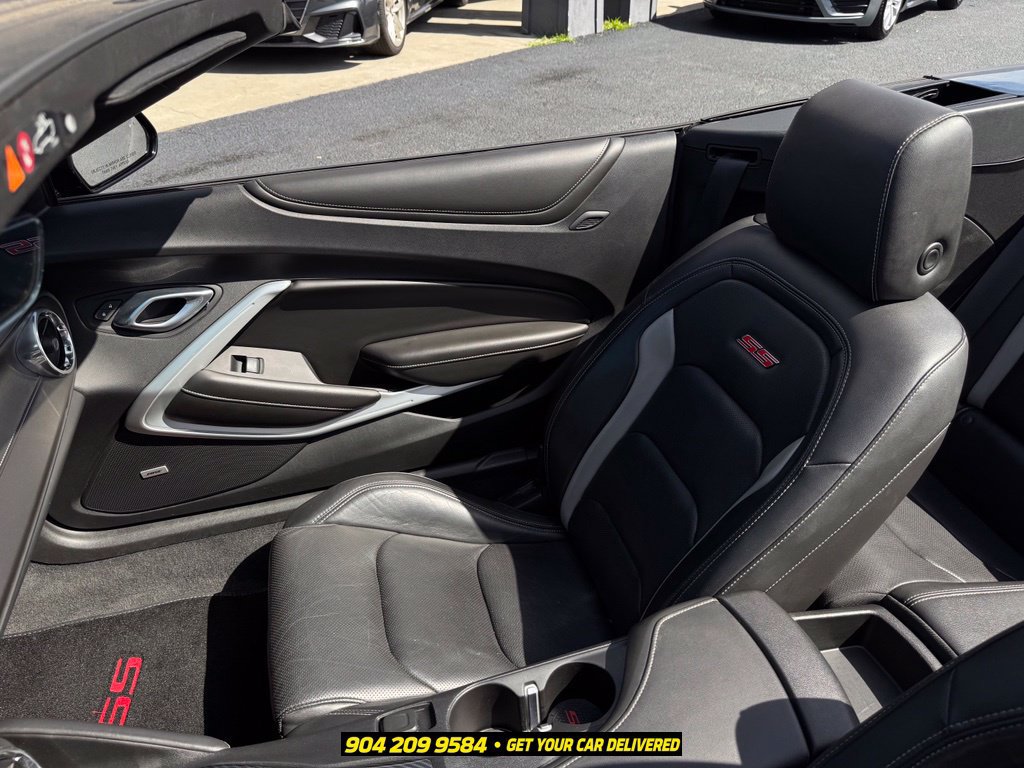 Used 2019 Chevrolet Camaro SS RWD image 24