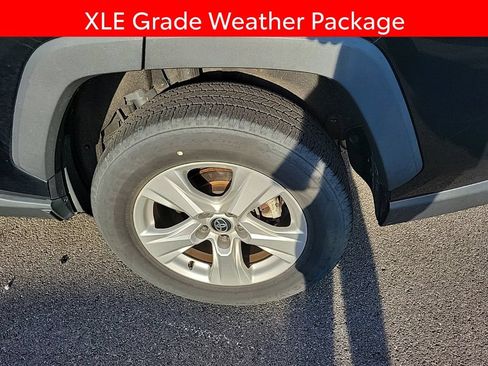 Used 2021 Toyota RAV4 XLE w/ XLE Grade Weather Package FWD image 5
