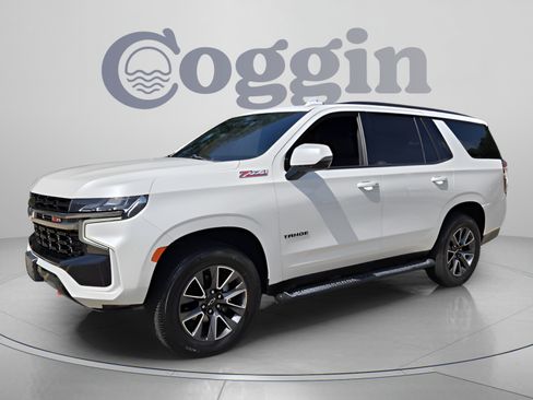 Certified 2021 Chevrolet Tahoe Z71 w/ Z71 Signature Package AWD/4WD image 1