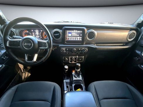 Used 2018 Jeep Wrangler Unlimited Sahara w/ Dual Top Group image 7