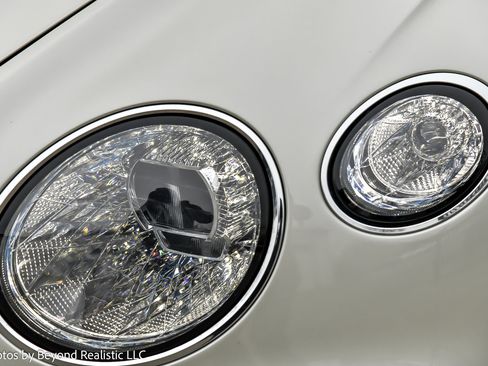 Used 2020 Bentley Continental GT image 6